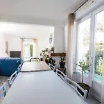 - Comme A La Maison - * Châteaubriant